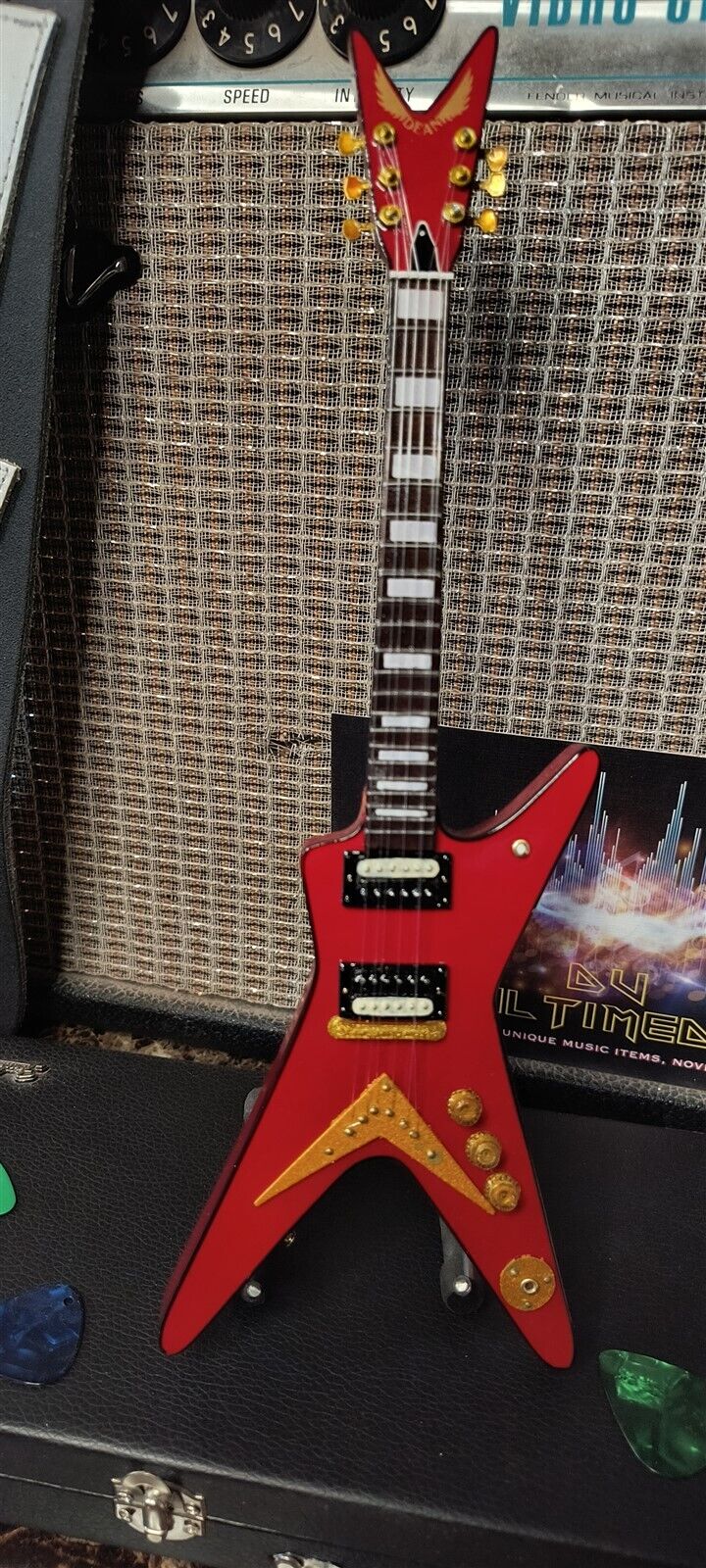 SAMMY HAGAR - Classic Dean Vintage Red ML 1:4 Scale Replica Guitar ~Axe Heaven~