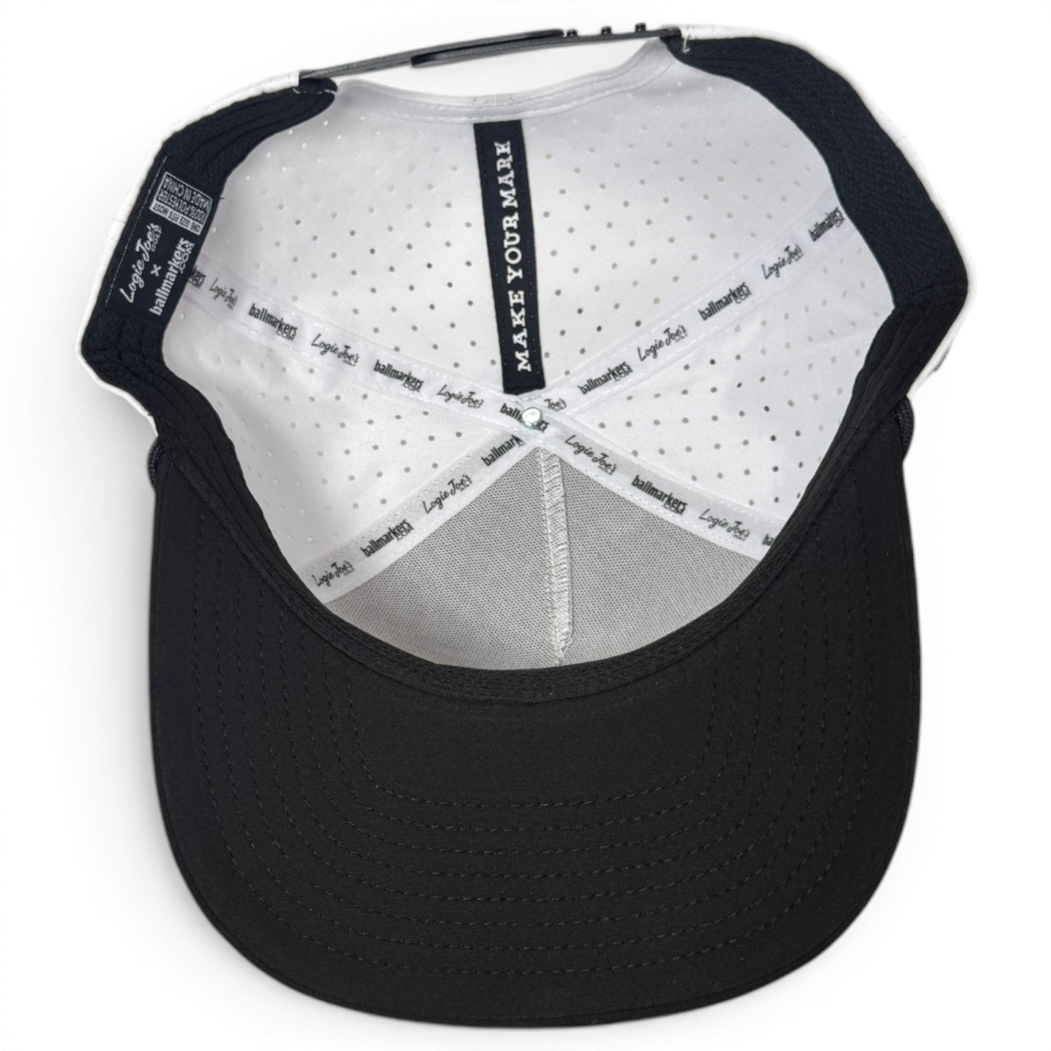 Albatross Golf Hat | Snapback Cap | Built-in Magnetic Ball Marker Holder + Marker Included | Adjustable | Bird