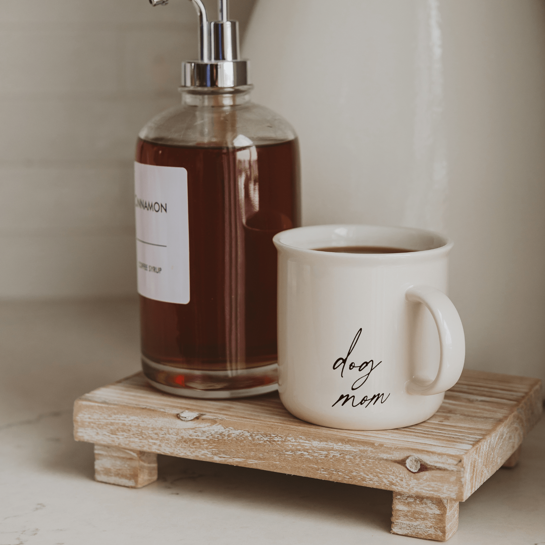 Dog Mom 11 oz Coffee Mug