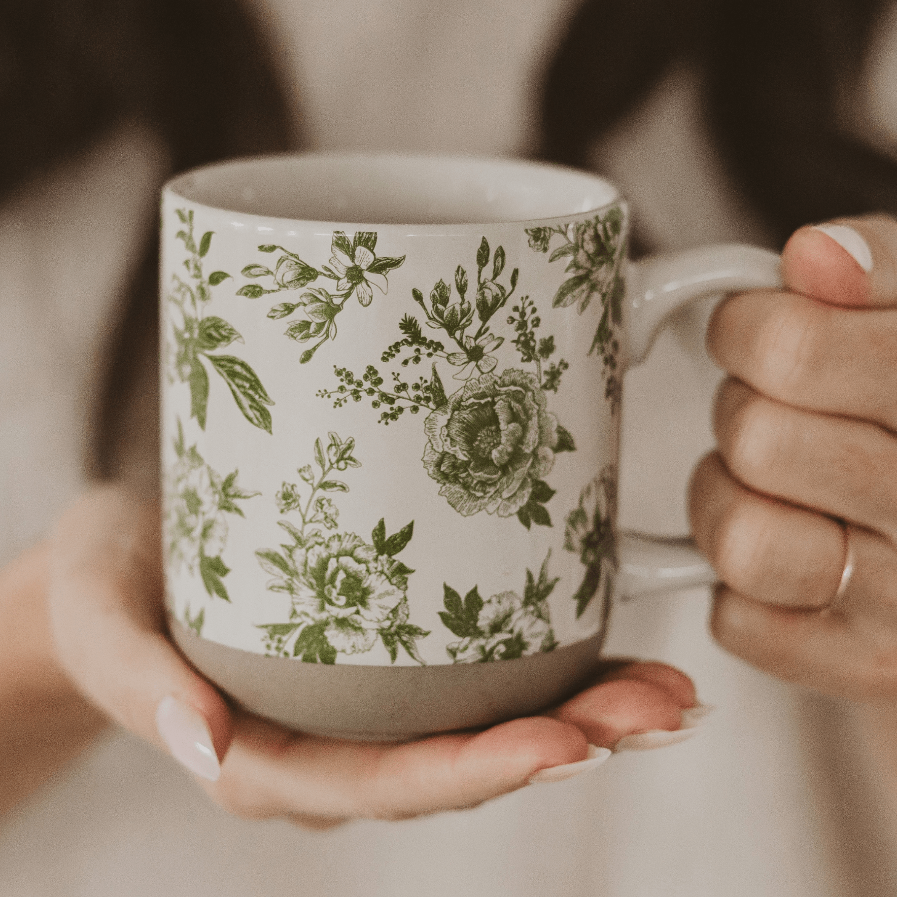 Green Delft 14 oz Stoneware Coffee Mug