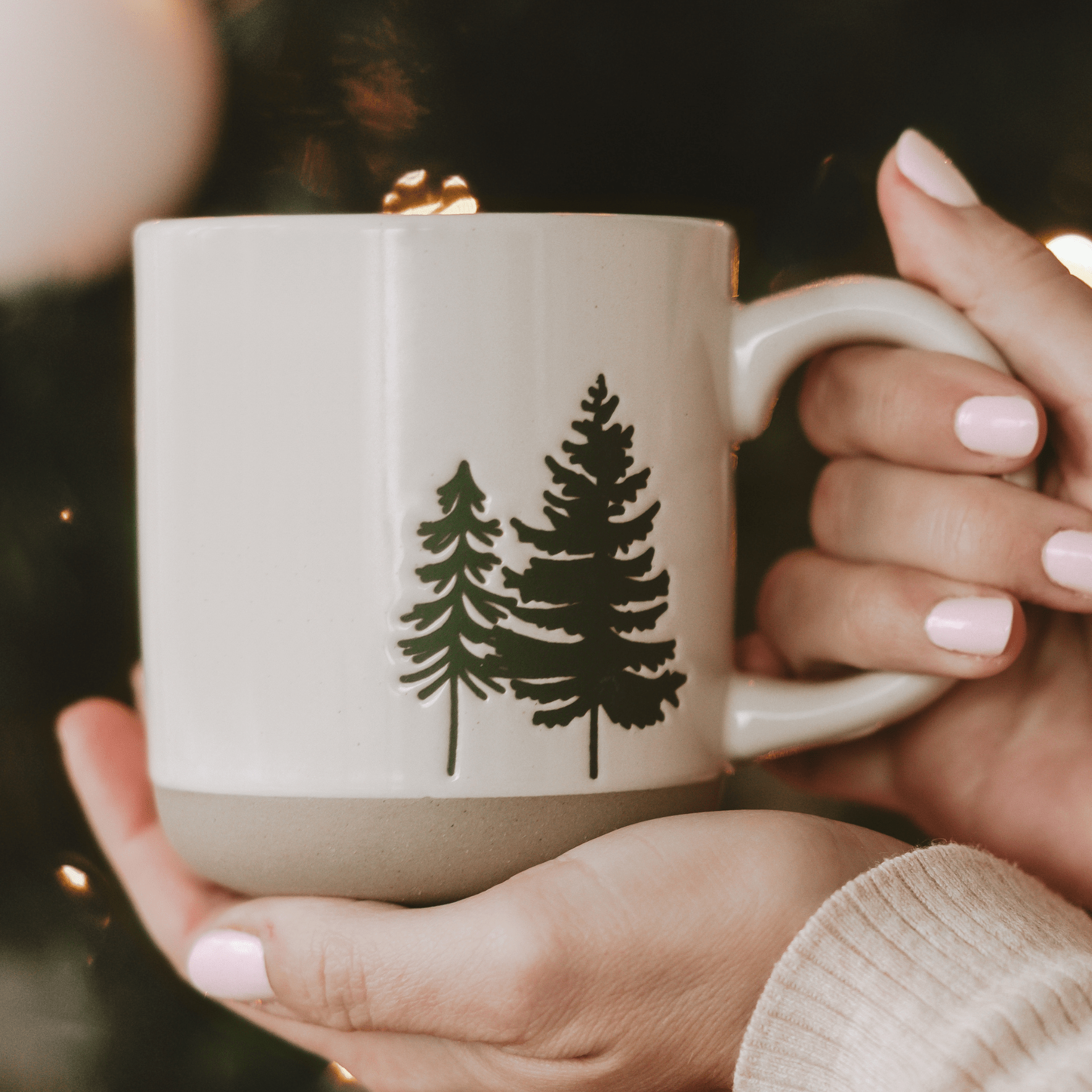 Green Trees 14 oz Cream Stoneware Coffee Mug
