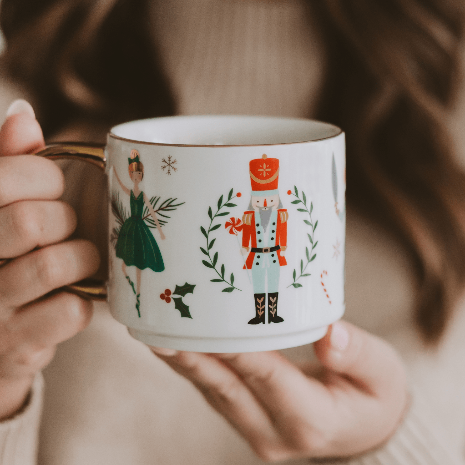 Nutcracker 14 oz Gold Handle Coffee Mug