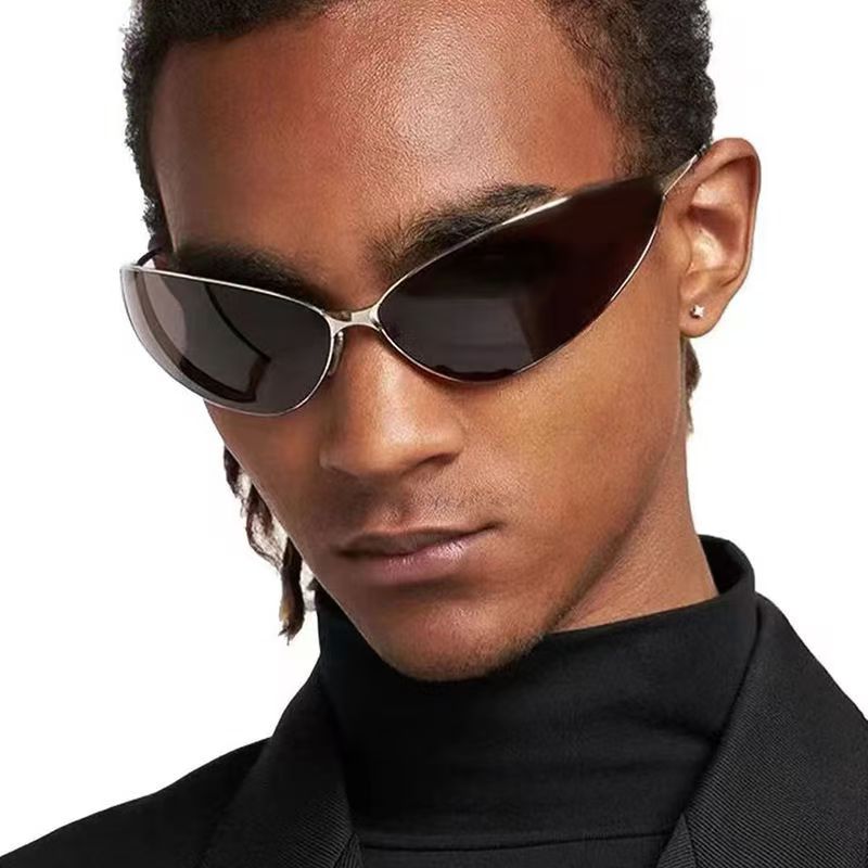 SVELTE - Tungsten Polarized Lenses, Gold Chrome Frame