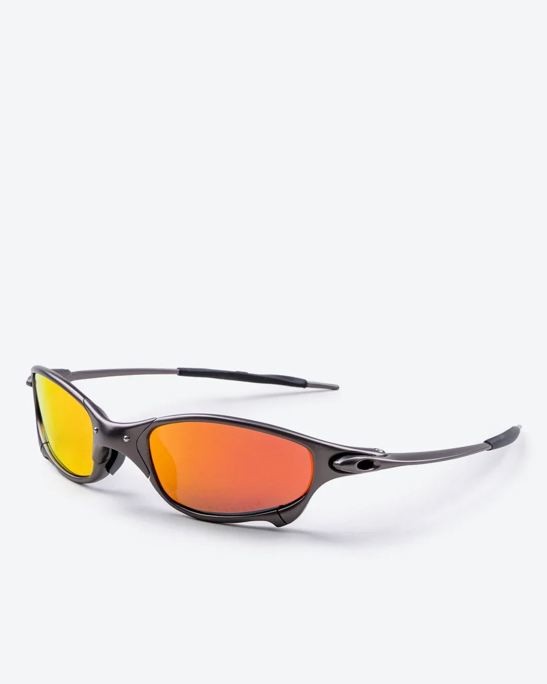PHANTOM - Ruby Polarized Lenses, Carbon Frame