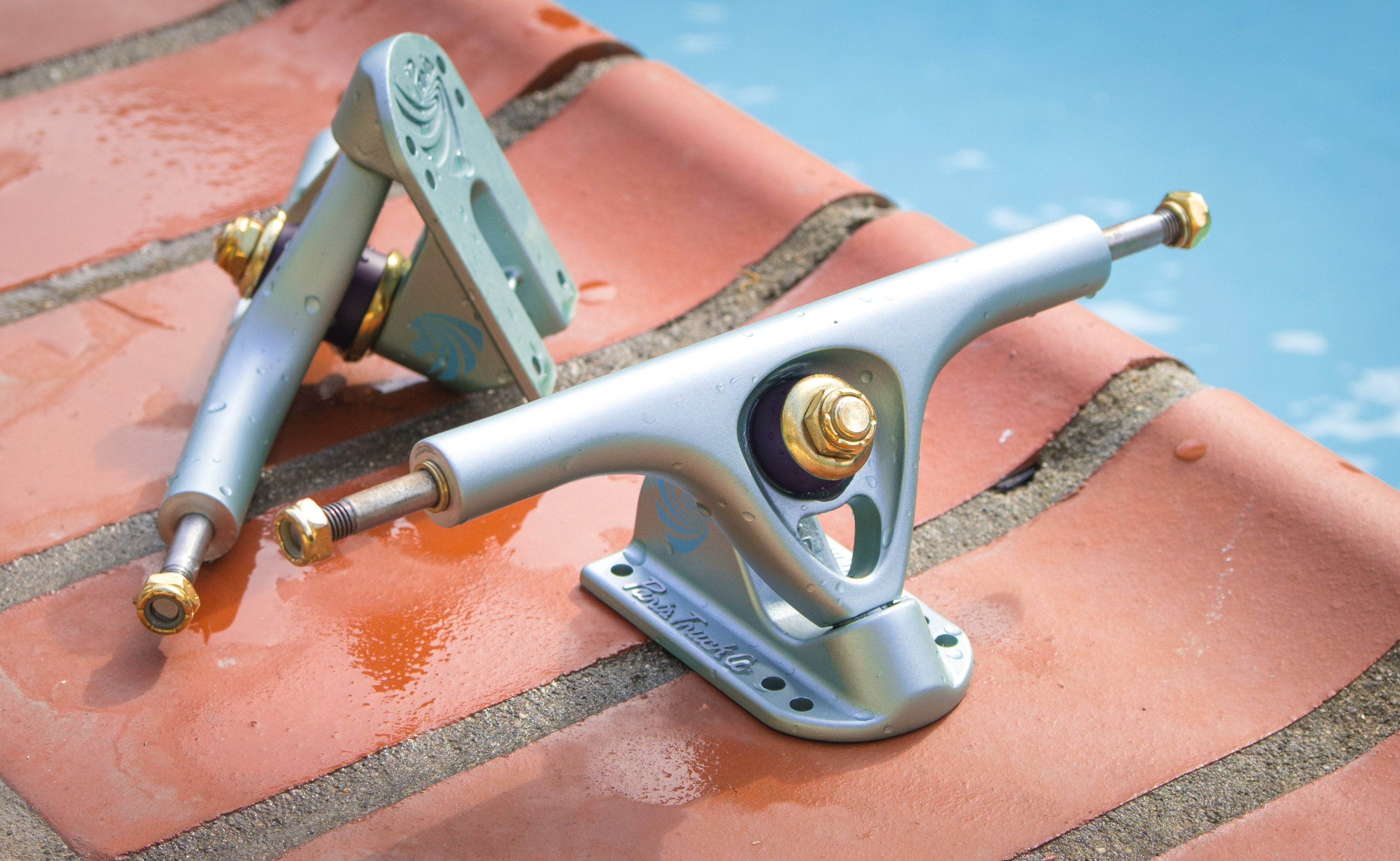 V3 180mm 50º Longboard Trucks Crystal Blue