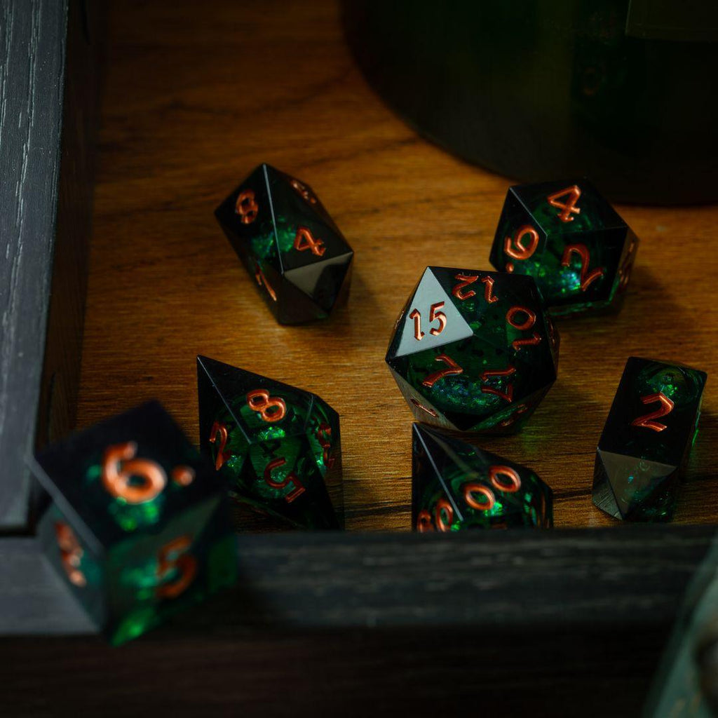 Witchwood Heart Liquid Core DND Dice Set