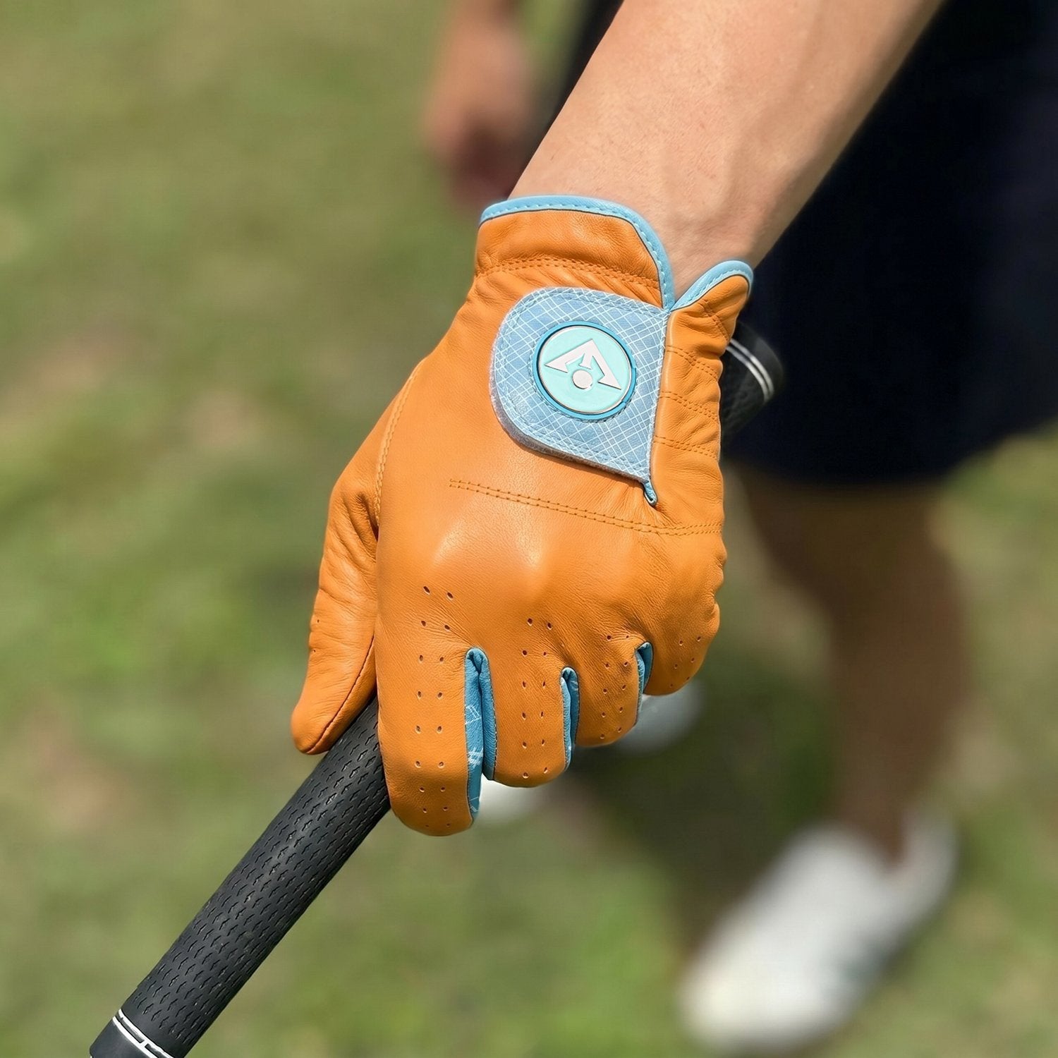 Harlem Heritage | Women's Coral Golf Glove